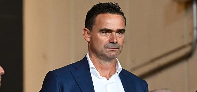 Overmars verbrandt zijn vingers aan roekeloze paniektransfer