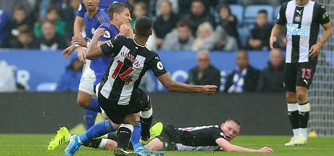 Praet scoort zijn eerste voor Leicester City en ontsnapt aan horrorblessure 🎥