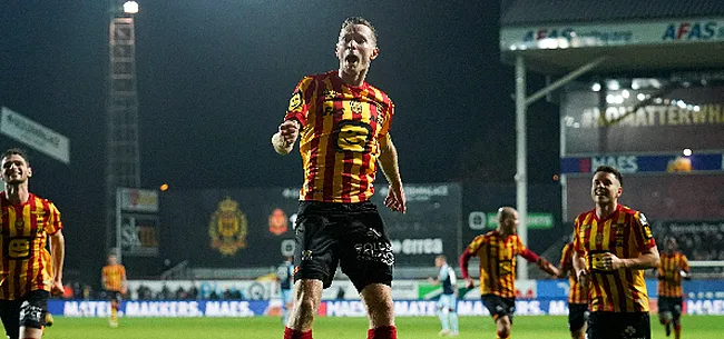 Image: https://www.voetbalimages.be/media/fotos/650x305/0/schoofs-mechelen-vieren-20-11-21.webp