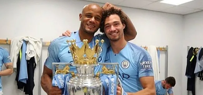 Image: https://www.voetbalimages.be/media/fotos/650x305/0/screenshot-Kompany-Sandler-ManchesterCity-14-07-2019.webp