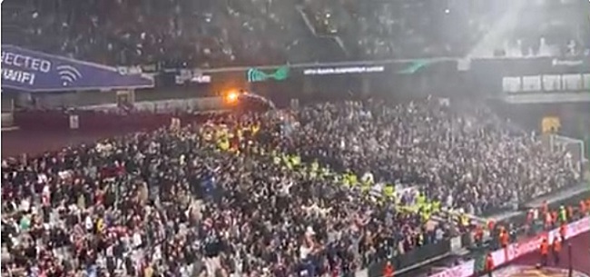 Anderlecht-fans helemaal uit de bocht, vuurpijl naar thuisfans