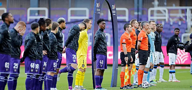 Image: https://www.voetbalimages.be/media/fotos/650x305/0/teams-anderlecht-club-brugge-11-04-2021.webp