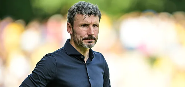 Van Bommel verbaasd door 'Antwerp-transferstunt'