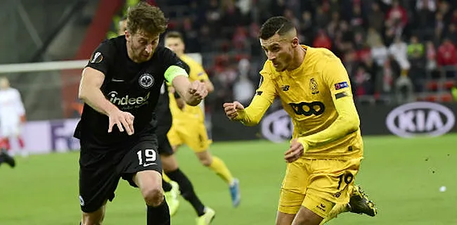 Frankfurt-aanvoerder rest v/h jaar geschorst na charge op coach
