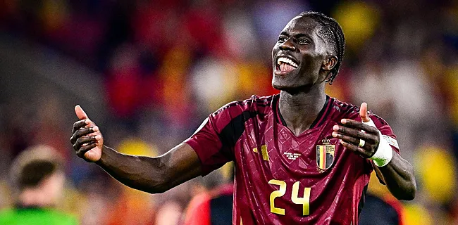 Schitterend! Onana gaat viraal bij aankomst Rode Duivels