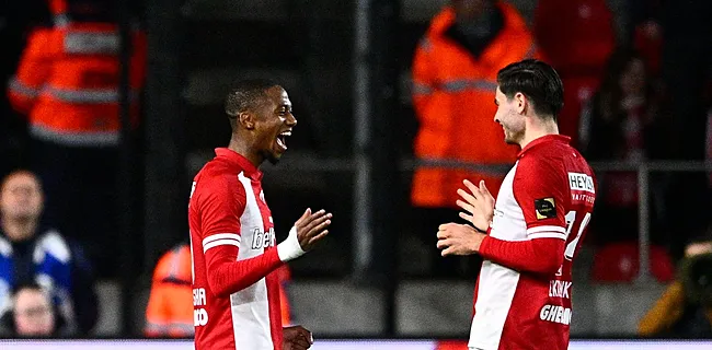 Herboren Antwerp walst in stormachtig halfuur over KRC Genk