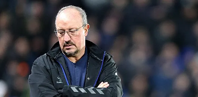 Everton zet Benitez per direct op straat