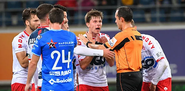 VAR slaat weer aan het knoeien: foute buitenspellijn in Gent-Kortrijk