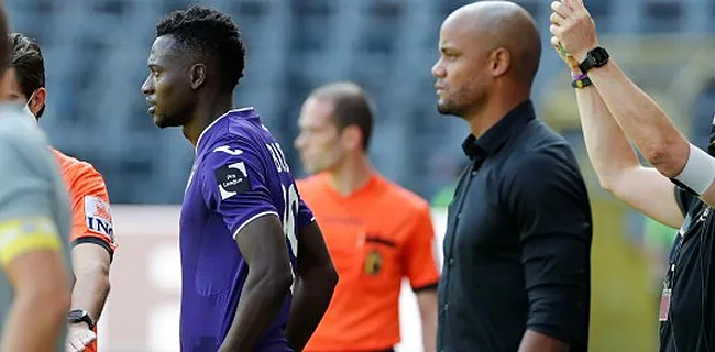 Kompany hint op nieuwkomers in de basis