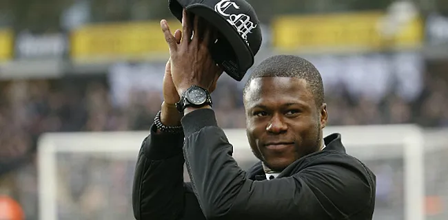 Coucke geeft tekst en uitleg bij transfersoap Mbemba
