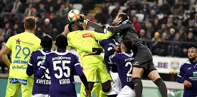 'AA Gent wil verdediger uit handen Anderlecht houden'