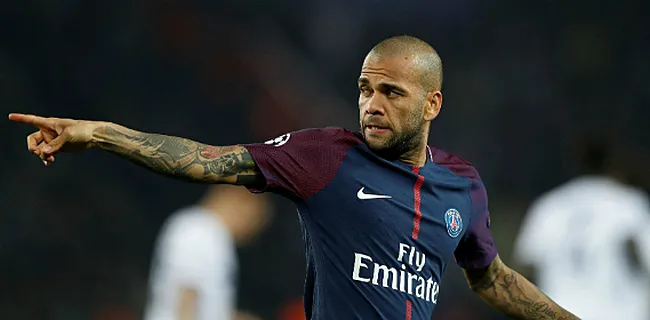 Alves aast op opzienbarende transfer: 