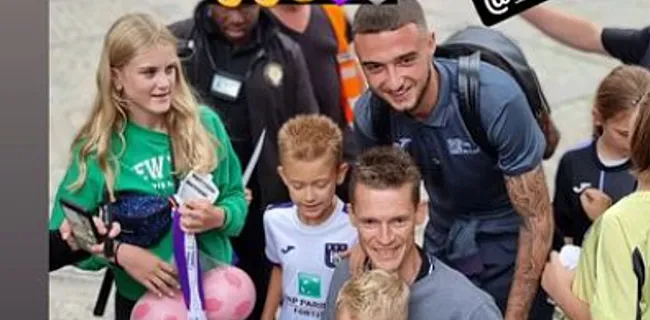 Debast zorgt voor geweldig moment bij Anderlecht-aanhang