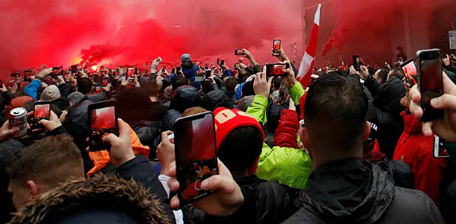 Pure waanzin: Liverpool-spelers op fenomenale wijze onthaald