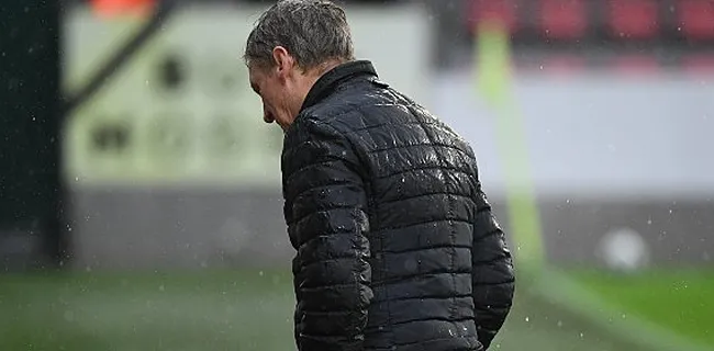 Dury neemt emotioneel afscheid van Zulte Waregem