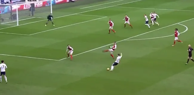 HurriKane! Spurs op voorsprong tegen Arsenal