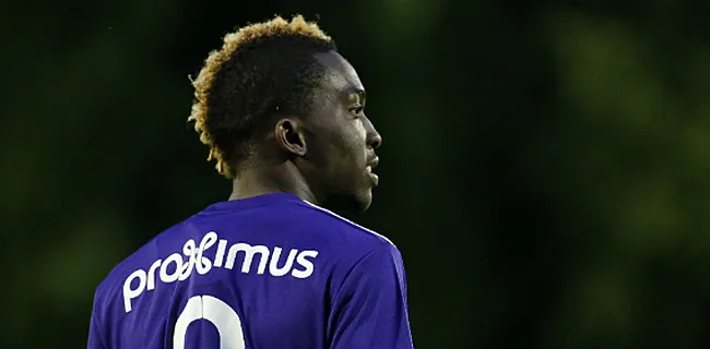 Engelsen verrassen: 'Onyekuru keert terug naar Anderlecht'