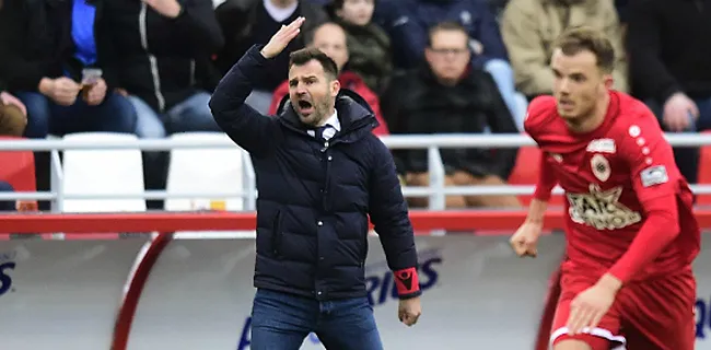 Grote zondebok bij vierend Club: 