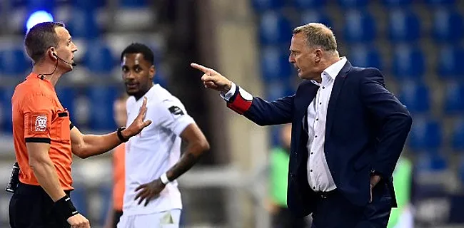 Van den Brom wijst naar VAR-debacle voor zwakke eerste helft