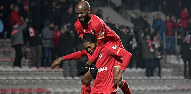 Mbokani biedt Antwerp hulp aan in Lamkel Zé-affaire