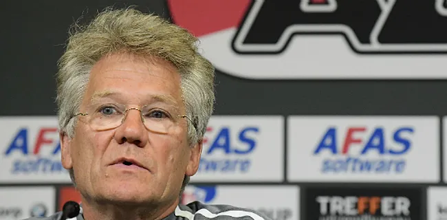 Bölöni reageert laconiek op opmerking AZ-trainer