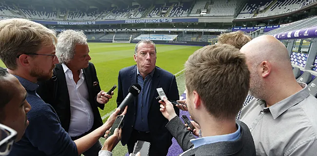 'Anderlecht drukt door en heeft eerste aanvaller bijna beet'