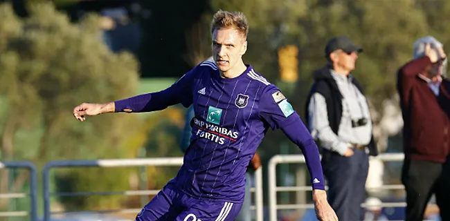 Teodorczyk staat op in spectaculaire nederlaag Anderlecht
