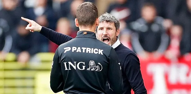 Van Bommel haalt uit naar ref: 