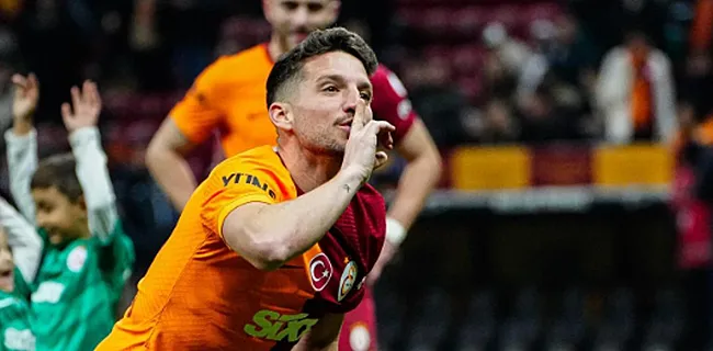 Mertens blinkt uit bij Galatasaray maar staat in onverwachte schaduw