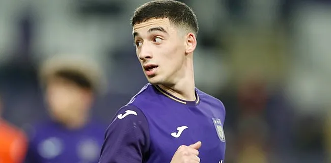 Anderlecht opent offensief met eerste slag