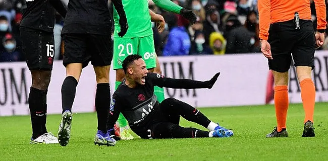 Milan smoddert opnieuw, Neymar in tranen van veld