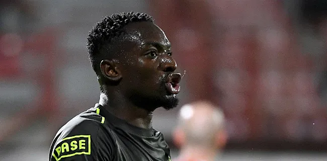 Mpoku haalt uit naar beleid Anderlecht: 