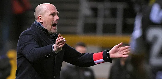 Clement laat zich uit over zoektocht naar nieuwe spits