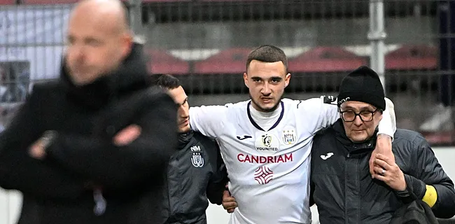 'Debast lange tijd out, Riemer herstelt Hoedt'