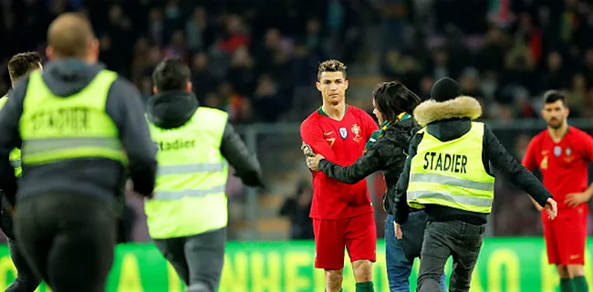 Video: Veldbestormer wil Ronaldo vol op de mond zoenen