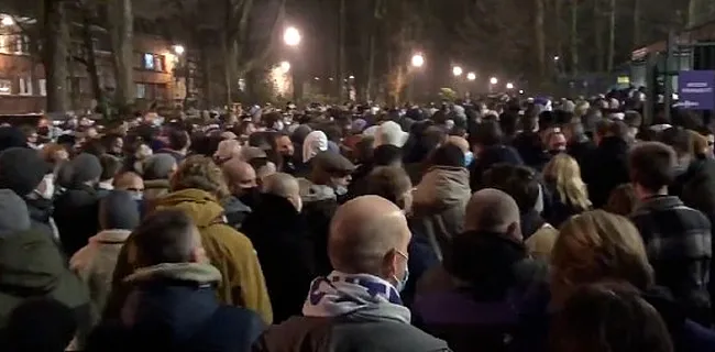 Complete chaos aan Lotto Park: 