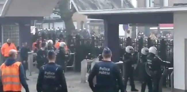 Fans Anderlecht troepen samen aan stadion: Coucke krijgt volle lading