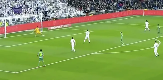 Concurrent Courtois gaat gruwelijk in de fout bij Real Madrid (🎥)