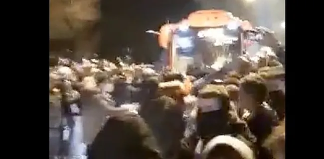 Waanzin: spelersbus Atlético gestenigd (🎥)
