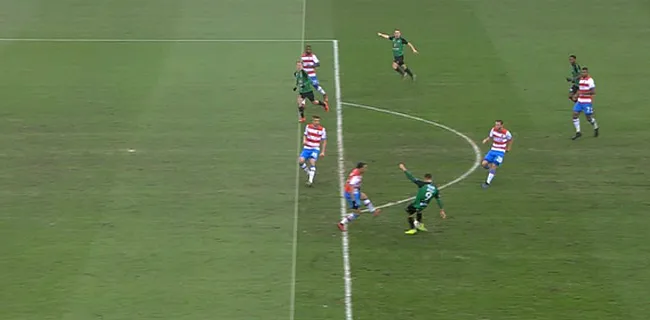 Scheidsrechtersbaas geeft uitleg bij 'buitenspelgoal' Cercle