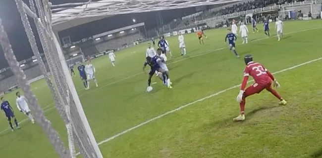 Storm van kritiek na penalty Anderlecht: 