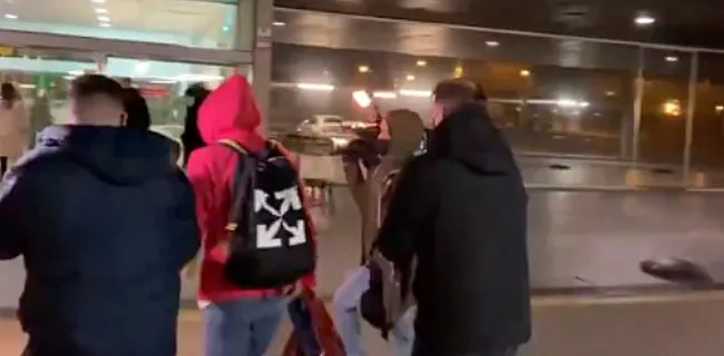 Relletje bij Barça: sterspeler neemt vliegtuig vlak na afstraffing