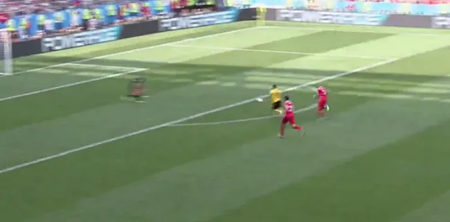 Video: Hazard zet Duivels op rozen na weergaloze pass Alderweireld