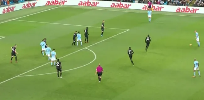 Genieten! De Bruyne schildert weergaloze assist op Silva