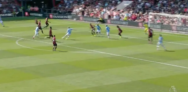 'Lucky assist' levert De Bruyne straf record op (🎥)
