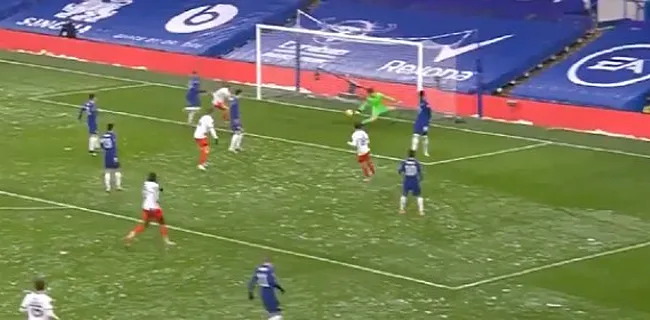 Kepa wééral gruwelijk in de fout bij Chelsea (🎥)