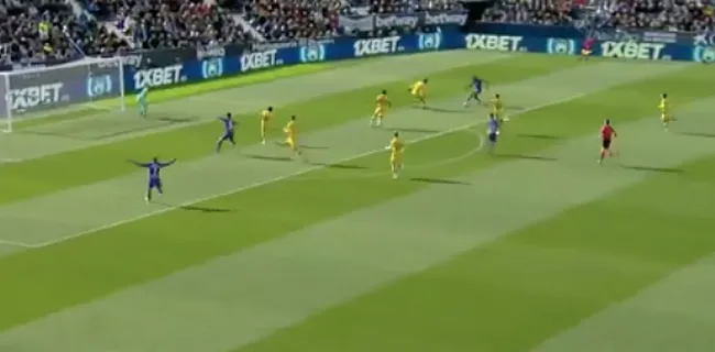 Barça op achterstand de rust in na héérlijke krul (🎥)