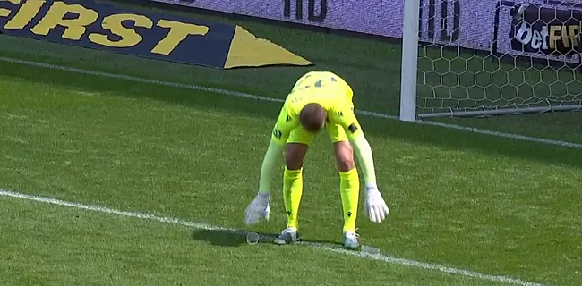 Mignolet bekogeld met bierbekers: 