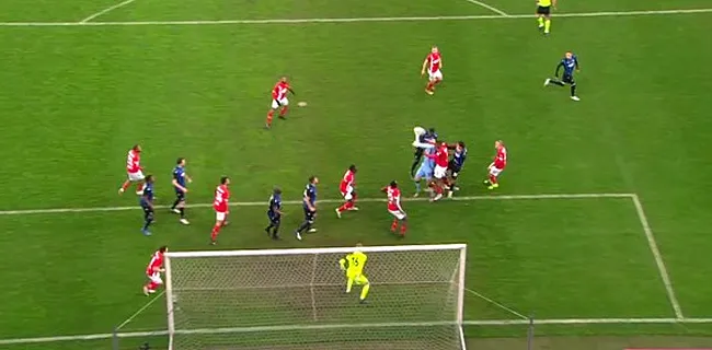 Ongezien theater in Standard-Club: 