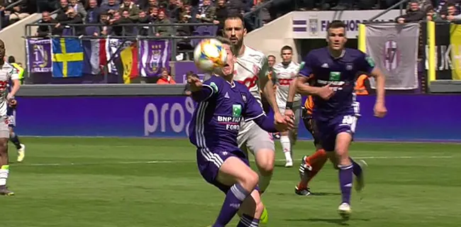 VAR helpt Anderlecht een handje: 